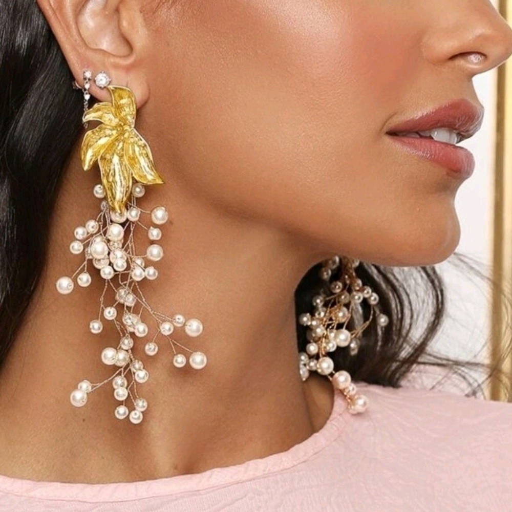 Gold Faux pearl chandelier statement earrings 3D Long formal Prom Wedding 💖